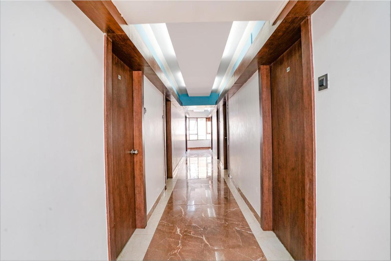 Hotel Fabexpress White House - Nr Midc Khargar Koparpāda Esterno foto