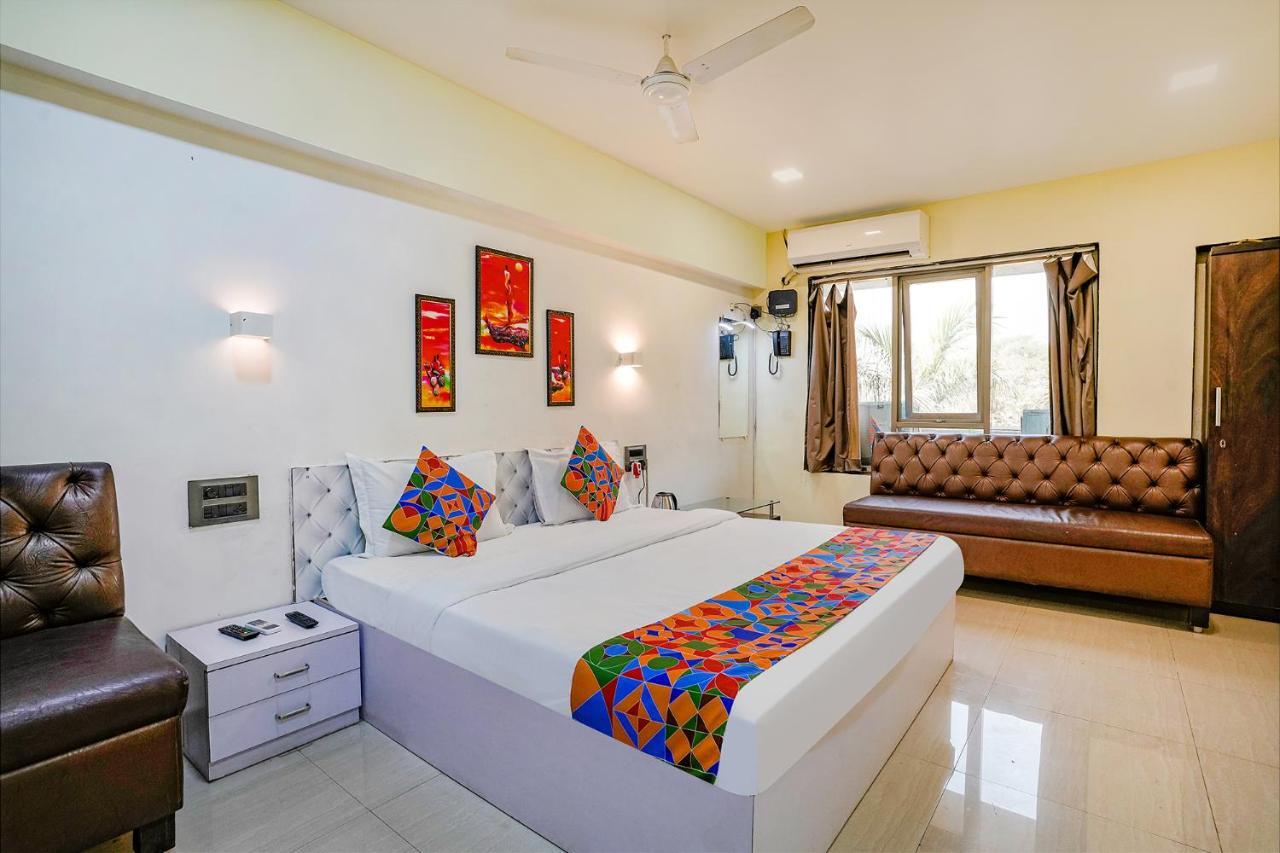 Hotel Fabexpress White House - Nr Midc Khargar Koparpāda Esterno foto