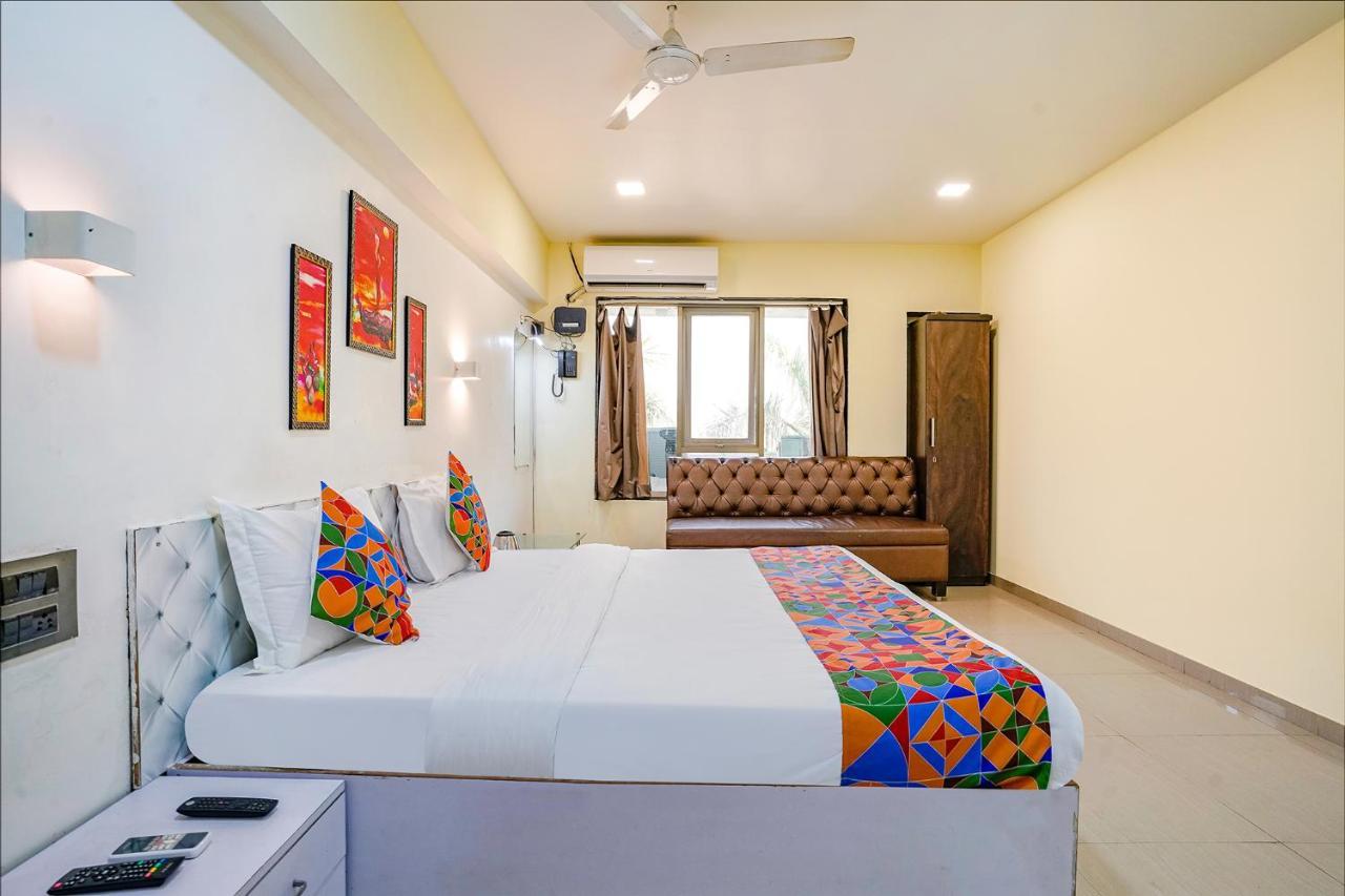 Hotel Fabexpress White House - Nr Midc Khargar Koparpāda Esterno foto